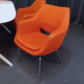 Konferensstol orange JOHANSON DESIGN