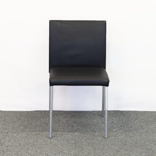 Fikastol Deen Chair WALTER KNOLL