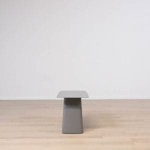 Sidobord Metal Side Table | VITRA