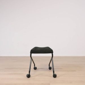 Svart Pall Add Move Stool 46 | LAMMHULTS