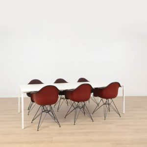 Konferensstol Eames Fiberglass Armchair DAR | VITRA