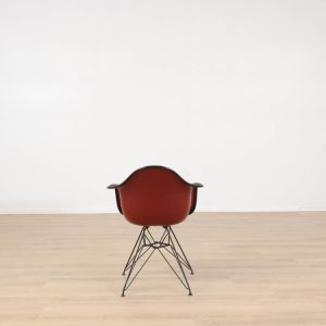 Konferensstol Eames Fiberglass Armchair DAR | VITRA