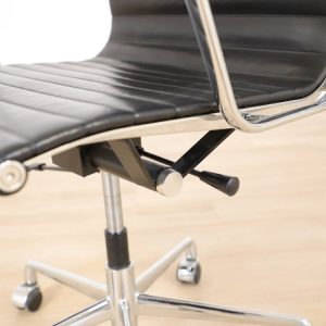 Kontorsstol inspirerad av EA 119 VITRA | RAFZ